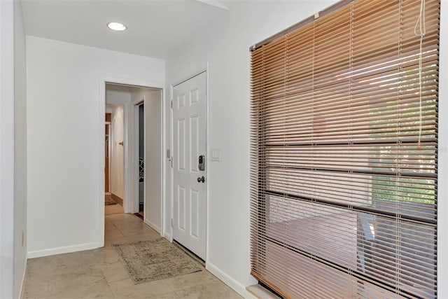 5651 Golf Pointe Dr Unit 5651, Sarasota, FL 34243 - entrance foyer with baseboards