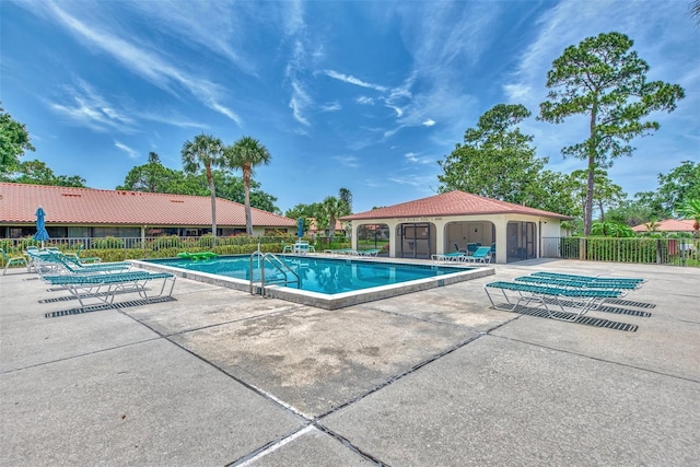 5651 Golf Pointe Dr Unit 5651, Sarasota, FL 34243 - community pool with a patio