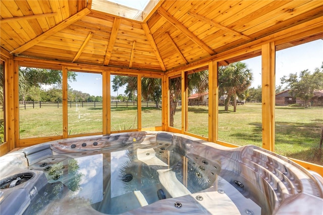 12714 Tyler Run Ave, Odessa, FL 33556 - sunroom featuring a jacuzzi and a skylight