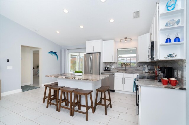 217 Mariner Ln, Rotonda West, FL 33947 - photo 9
