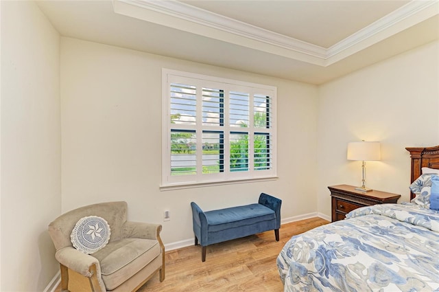 6756 Chester Trl, Lakewood Ranch, FL 34202 - bedroom featuring crown molding, light wood-type flooring, and baseboards