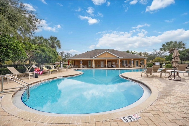 7314 Hamilton Rd, Bradenton, FL 34209 - community pool with a patio