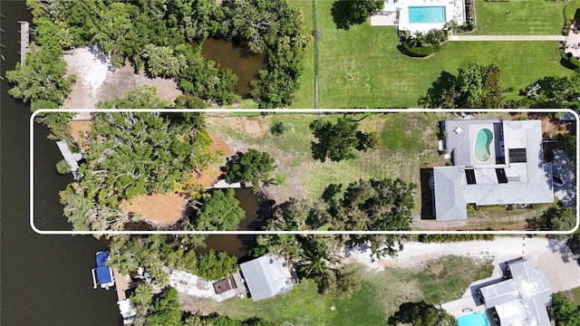 4771 Riverwood Cir, Sarasota, FL 34231 - aerial view of property's location featuring a pool and property parcel outlined