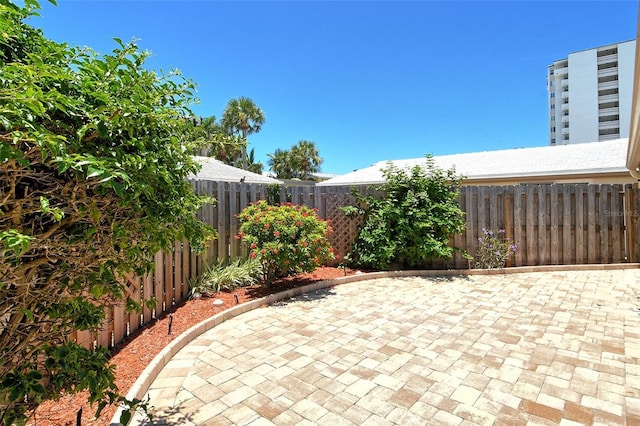 104 Whispering Sands Dr Unit V27, Sarasota, FL 34242 - photo 18