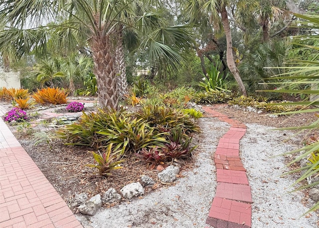 5353 Shadow Lawn Dr, Sarasota, FL 34242 - photo 49