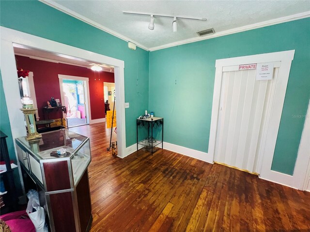 1019 10th Ave W, Bradenton, FL 34205 - photo 16