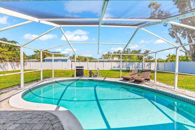 1723 Laramie St, Sarasota, FL 34231 - view of pool featuring glass enclosure