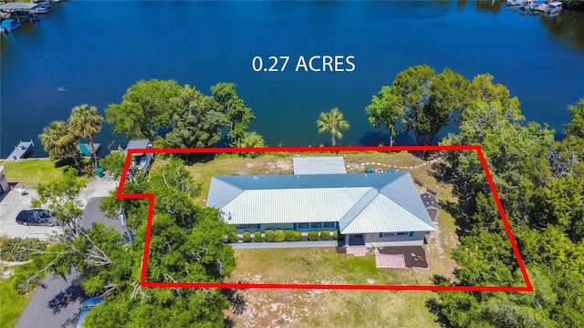 3861 N Ringdove Pt, Crystal River, FL 34428 - aerial view of property and surrounding area with a large body of water and property parcel outlined