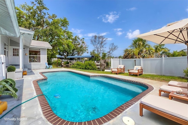 2002 8th St W, Palmetto, FL 34221 - view of swimming pool featuring a patio area