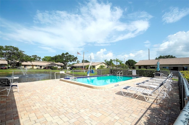 6024 28th St W, Bradenton, FL 34207 - community pool with a patio