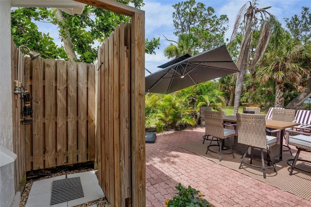 404 Bayshore Rd, Nokomis, FL 34275 - view of patio / terrace with outdoor dining space