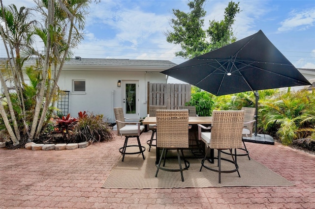 404 Bayshore Rd, Nokomis, FL 34275 - view of patio / terrace with outdoor dining area