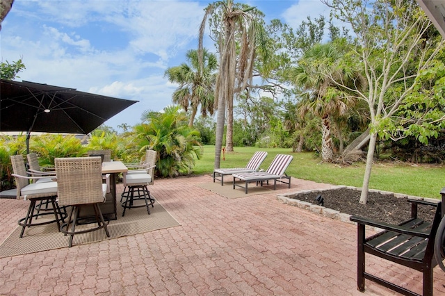 404 Bayshore Rd, Nokomis, FL 34275 - view of patio