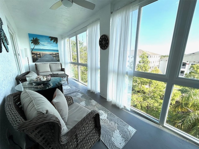 3272 Lake Bayshore Dr Unit 515, Bradenton, FL 34205 - view of sunroom / solarium