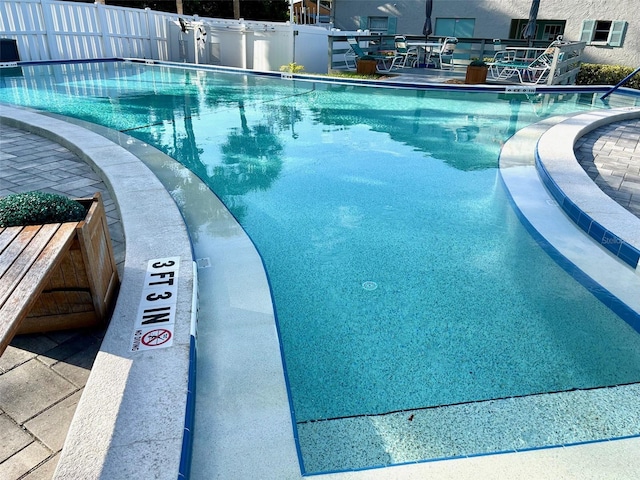 3272 Lake Bayshore Dr Unit 515, Bradenton, FL 34205 - view of community pool