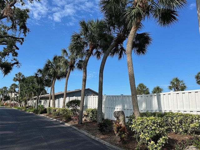 3272 Lake Bayshore Dr Unit 515, Bradenton, FL 34205 - view of building exterior