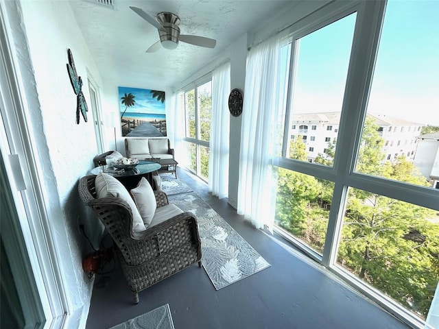 3272 Lake Bayshore Dr Unit 515, Bradenton, FL 34205 - view of sunroom