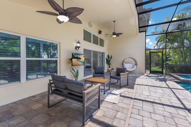 12015 Forest Park Cir, Bradenton, FL 34211 - view of patio with an in-ground hot tub, a ceiling fan, a lanai, and outdoor lounge area