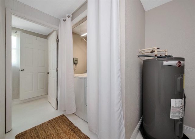 2363 Milford Cir, Sarasota, FL 34239 - laundry area featuring washer and clothes dryer and water heater