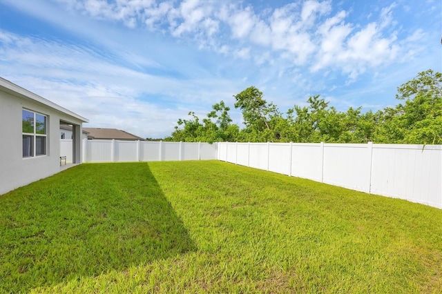 2105 Grand Flora Trl, Bradenton, FL 34208 - view of yard