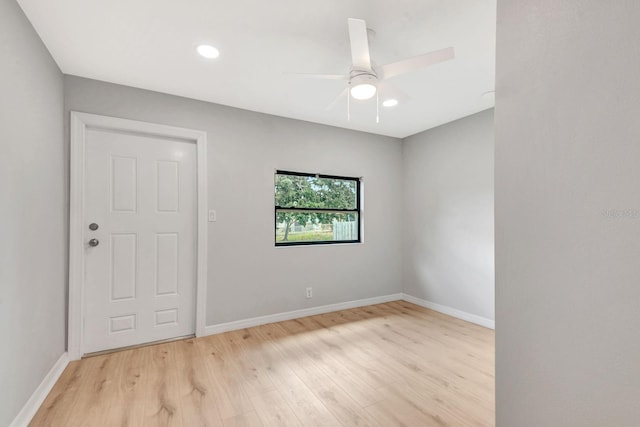 5192 Cedar Hammock Ln, Sarasota, FL 34232 - spare room featuring light wood finished floors, baseboards, a ceiling fan, and recessed lighting