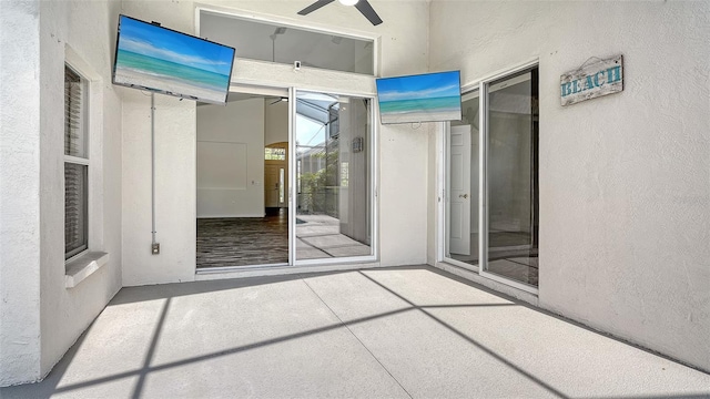6213 Willet Ct, Lakewood Ranch, FL 34202 - view of patio / terrace with ceiling fan
