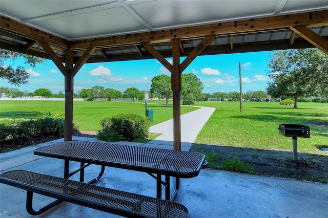 6213 Willet Ct, Lakewood Ranch, FL 34202 - view of home's community featuring a lawn and a patio