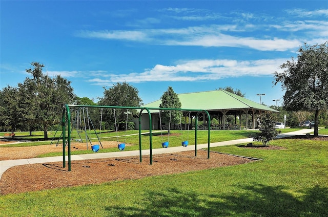 6213 Willet Ct, Lakewood Ranch, FL 34202 - community playground featuring a yard