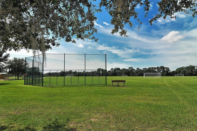 6213 Willet Ct, Lakewood Ranch, FL 34202 - surrounding community featuring an area for sports