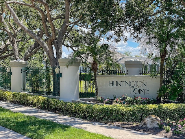 4257 Hearthstone Dr, Sarasota, FL 34238 - view of community sign