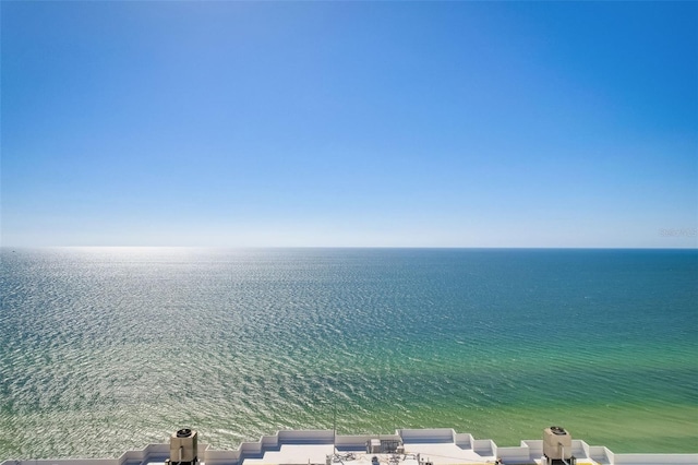 2425 Gulf Of Mexico Dr Unit 14B, Longboat Key, FL 34228 - aerial view of a large body of water