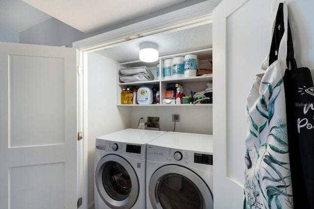 1445 Gulf Of Mexico Dr Unit 203, Longboat Key, FL 34228 - laundry room featuring separate washer and dryer