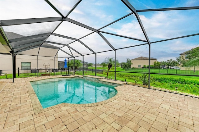 7410 61st St E, Palmetto, FL 34221 - swimming pool featuring a patio area and a lanai