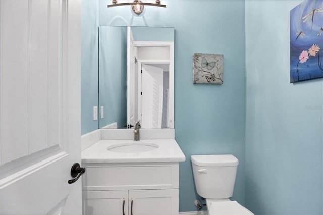 6636 35th Ct E, Sarasota, FL 34243 - bathroom with toilet and vanity