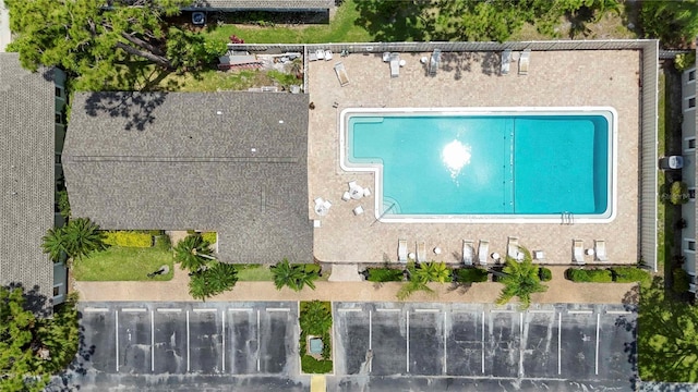 7926 Woodpointe Ct Unit 29, Sarasota, FL 34238 - drone / aerial view of a pool area