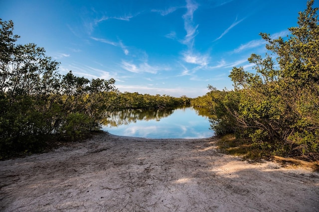715 Fontana Ln, Bradenton, FL 34209 - water view