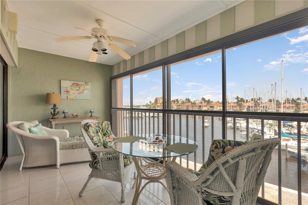 3160 Matecumbe Key Rd Unit 234, Punta Gorda, FL 33955 - photo 1