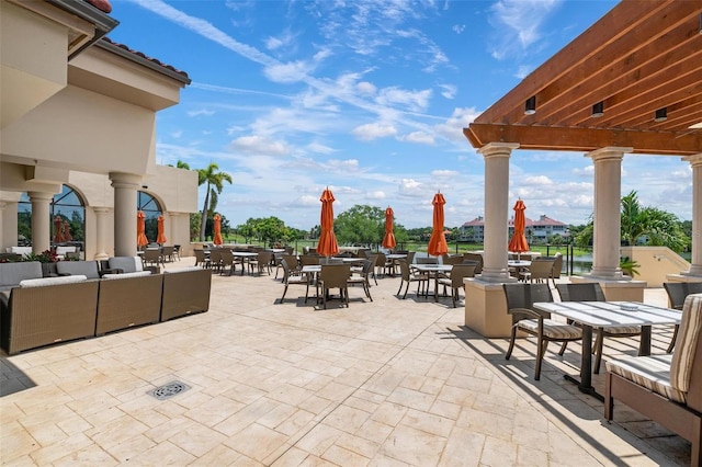 4472 Calle Serena, Sarasota, FL 34238 - view of patio / terrace featuring outdoor dining area and an outdoor living space