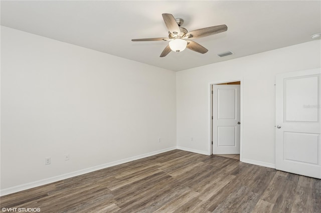 4005 Willow Branch Pl, Palmetto, FL 34221 - empty room with wood finished floors, ceiling fan, baseboards, and a smoke detector