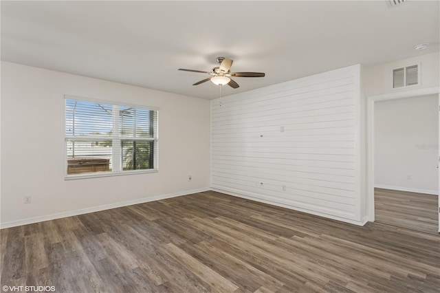4005 Willow Branch Pl, Palmetto, FL 34221 - empty room with ceiling fan, wood finished floors, and baseboards