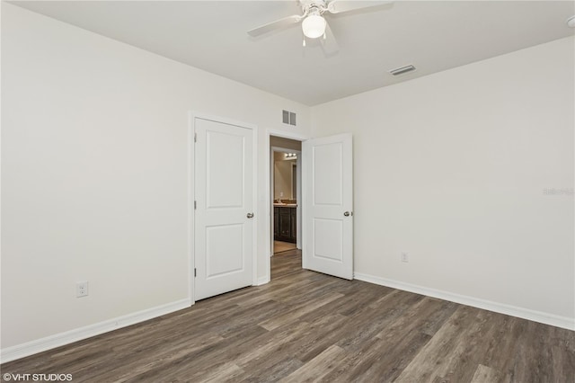 4005 Willow Branch Pl, Palmetto, FL 34221 - unfurnished room featuring wood finished floors, baseboards, and ceiling fan
