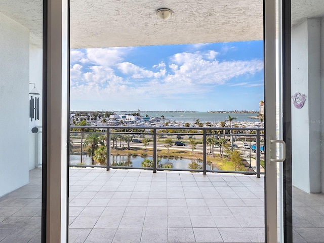 1233 N Gulfstream Ave Unit 401, Sarasota, FL 34236 - balcony with a water view