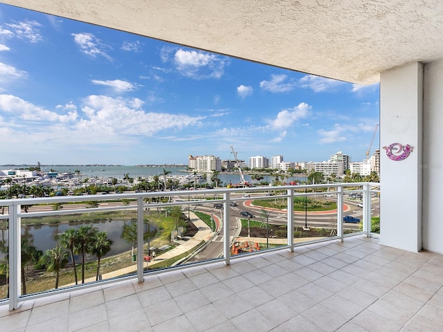 1233 N Gulfstream Ave Unit 401, Sarasota, FL 34236 - balcony featuring a city view and a water view