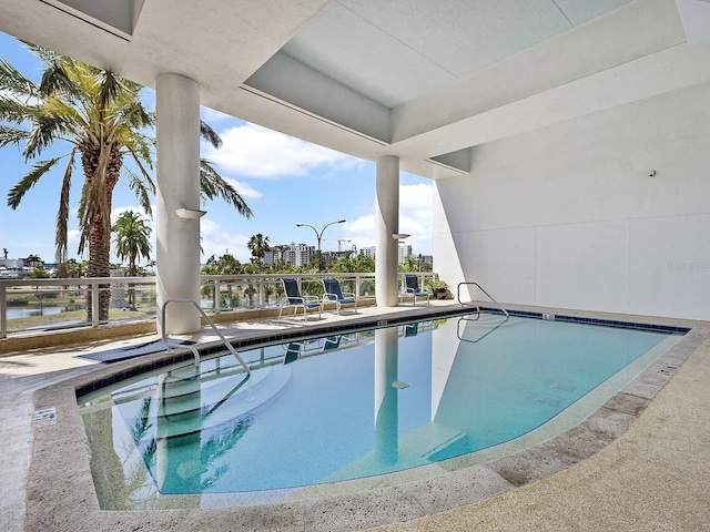 1233 N Gulfstream Ave Unit 401, Sarasota, FL 34236 - view of community pool