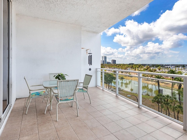 1233 N Gulfstream Ave Unit 401, Sarasota, FL 34236 - balcony featuring a water view