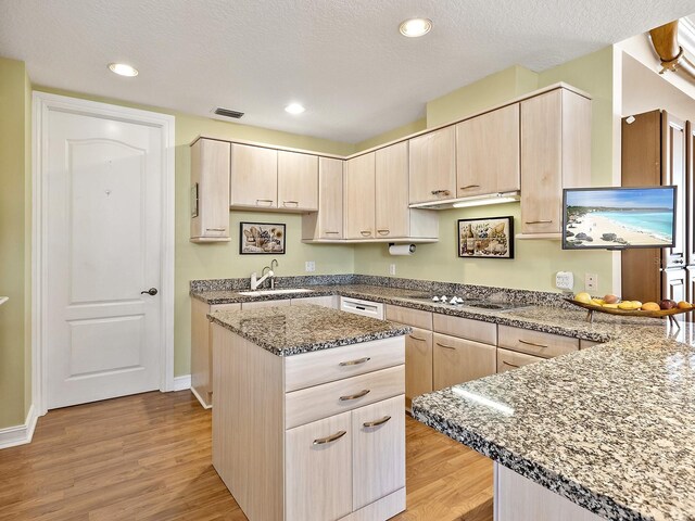 1233 N Gulfstream Ave Unit 401, Sarasota, FL 34236 - photo 8
