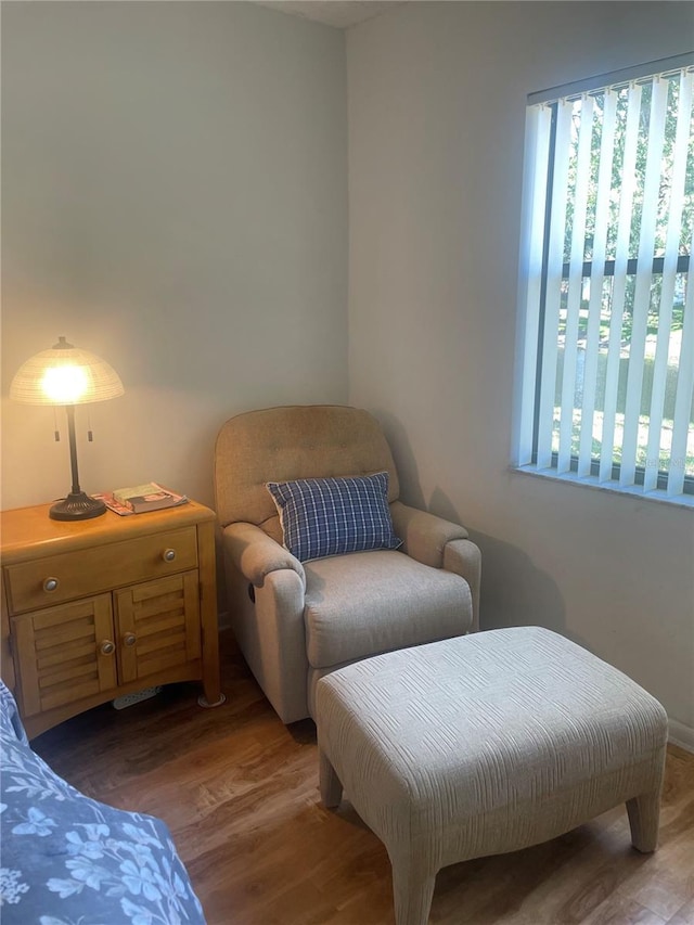 4520 47th Ave W Unit 103, Bradenton, FL 34210 - living area featuring wood finished floors