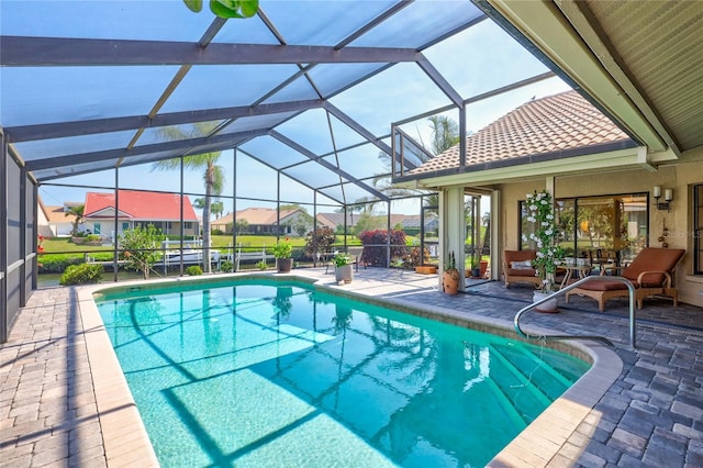 105 Inlets Blvd Unit 105, Nokomis, FL 34275 - swimming pool with a patio area and a lanai