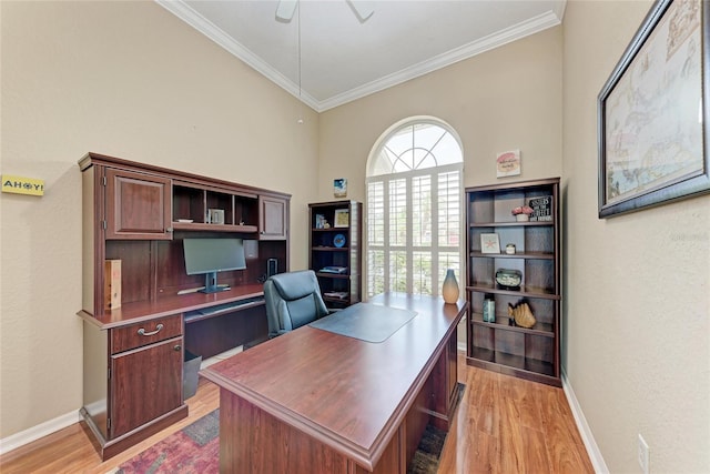5359 90th Avenue Cir E, Parrish, FL 34219 - office area featuring light wood-style floors, crown molding, a ceiling fan, and baseboards