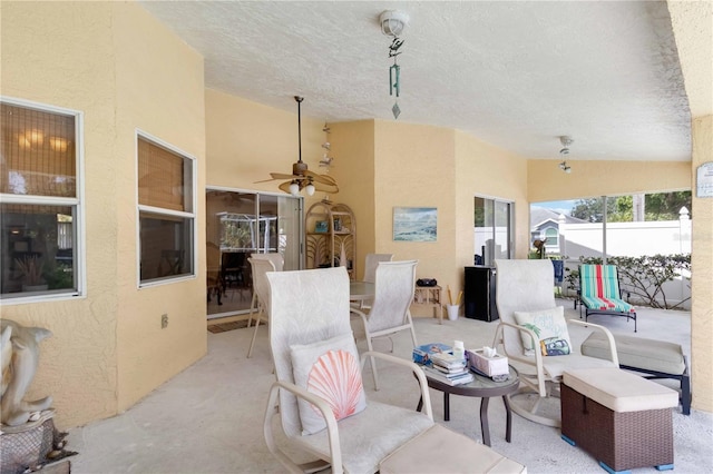 6405 Alesheba Ln, Sarasota, FL 34240 - view of patio / terrace with outdoor dining space and ceiling fan